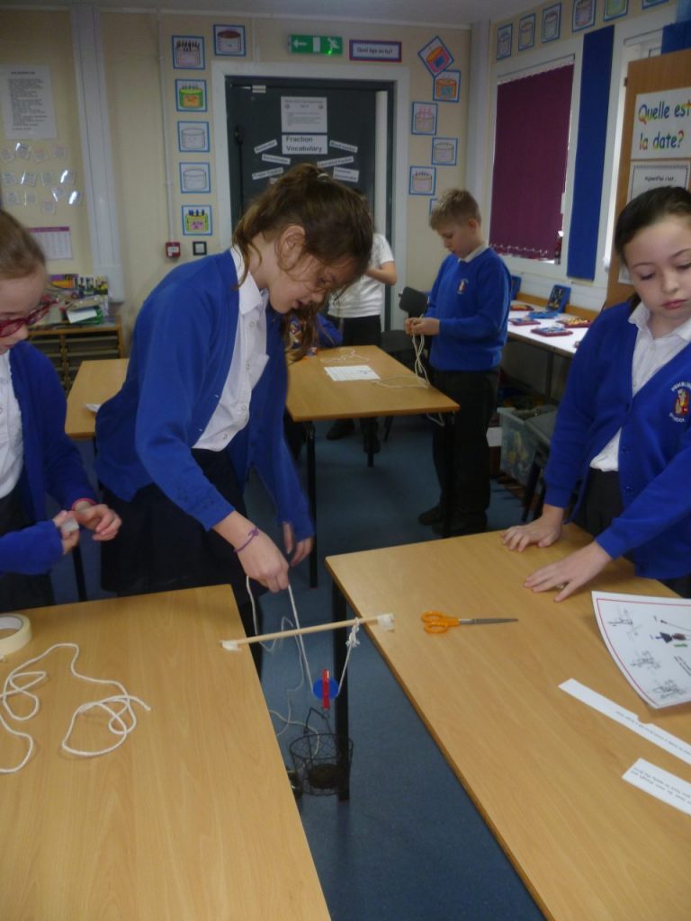 levers-gears-and-pulleys-hemblington-primary-school